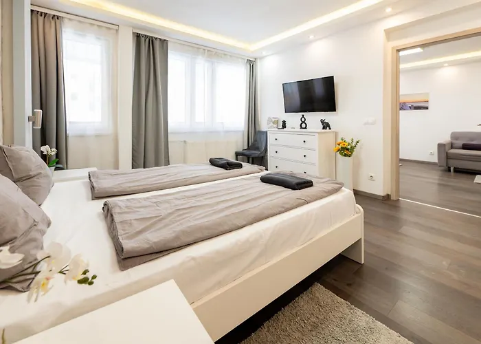 Rumbach 2022 Modern Appartement